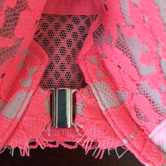 Victoria’s Secret Dream Angels lined Demi bra - Picture 4 of 6